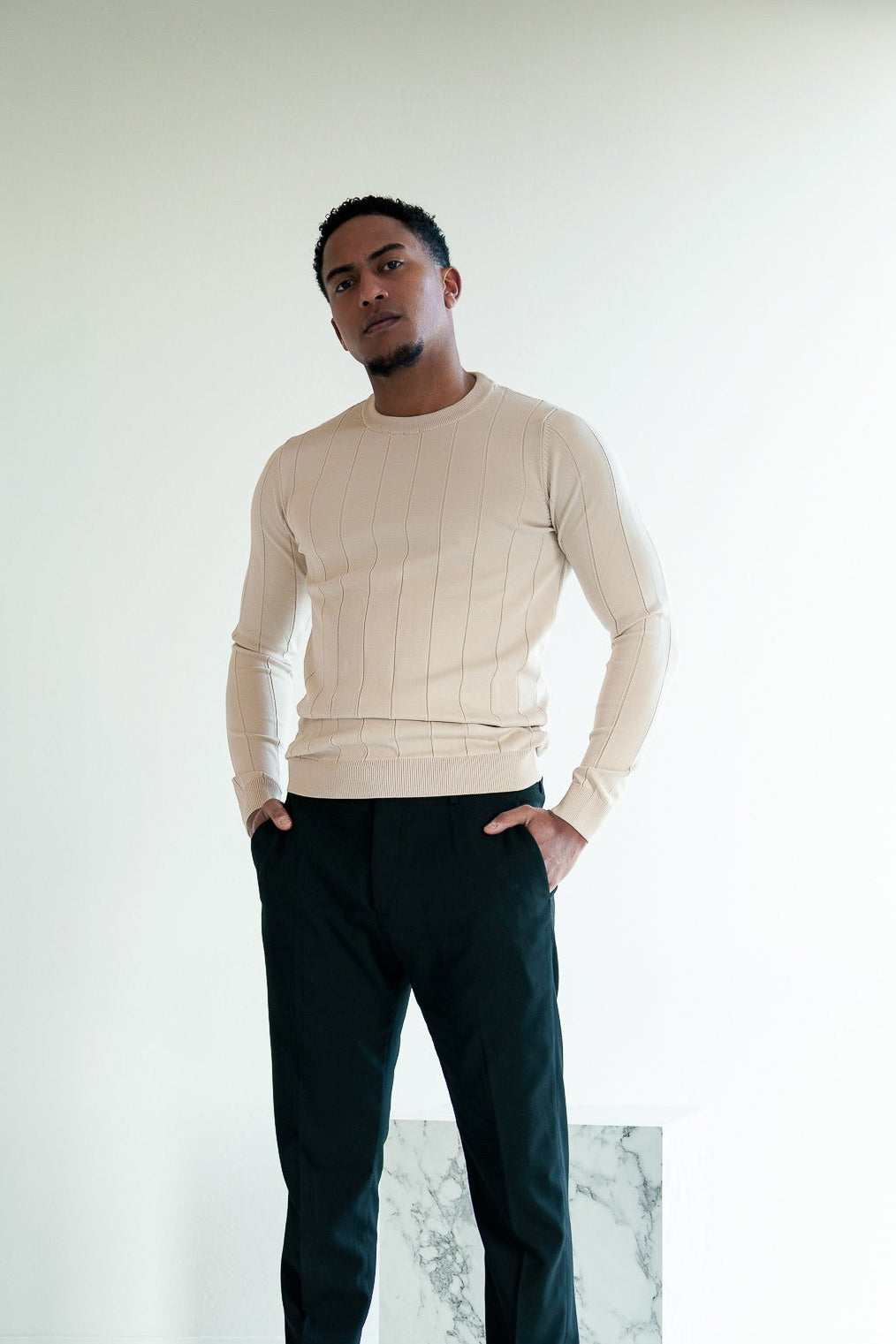 The Alexander Pullover - Marmer White